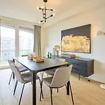 Diamant 3 Bedroom Apartment Brüssel