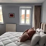 Hotel La Piece *