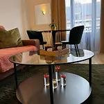 Cozy South-up And Ground Brussels