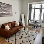 Cozy South-up And Ground