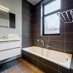 Apartment Smartflats Design - Schuman *