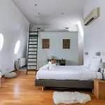 New Stylish Grand Place Center Duplex