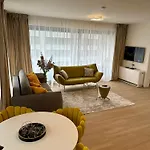 Apartman Urbanstay - Jacqmain Downtown