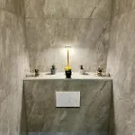 Urbanstay - Jacqmain Downtown
