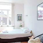 Apartment Smart - Gare Du Midi Brüssel