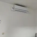 New Cozy In Porte De Hal 아파트
