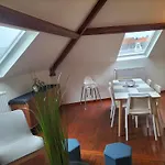 New Cozy In Porte De Hal 브뤼셀