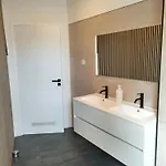 New Cozy In Porte De Hal