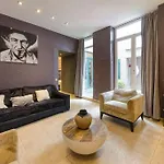 Authentic Belgian Home, Downtown Willa