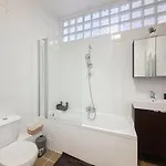 Porte De Namur Апартаменты