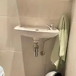 Strelitzyahouse 布鲁塞尔