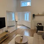 Cozy South-up And Ground Apartment Brussels