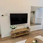 Cozy South-up And Ground Apartment *