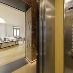 Triplex Penthouse In Centre Brüksel