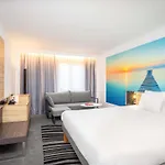Novotel Off Grand Place Hotel