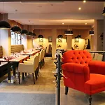 Otel Marivaux 4*