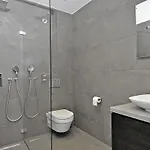 Agenda Louise Hotel 3*
