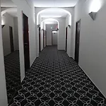 Hotel Safestay Grand Place 3*