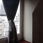 Safestay Grand Place