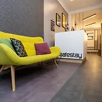 Safestay Grand Place Hotel