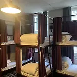 Safestay Grand Place Hotel