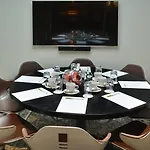 מלון Courtyard By Marriott Eu
