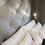 Triplex Penthouse In The Center Aparthotel Bruxelles