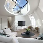 Triplex Penthouse In The Center Bruxelles