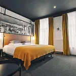 Zoom Hotel