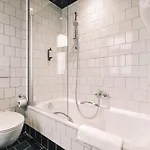 Hotel Zoom 4*