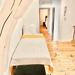 Spacious Terrace In The Heart Of * בריסל