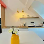 Apartament Duplex Design & Elegant Au Coeur De *