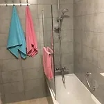 One-bedroom Near Atomium Apartamento