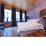 Le Coup De Coeur Bed & Breakfast