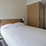 Hotel Easyhotel Centre 3*