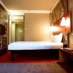 Hotel Ibis Off Grand'place 3*