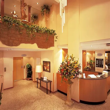 Hotel Europacity 3*