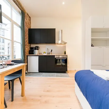 Cosy Red-brick Studio Apartamento Bruxelas