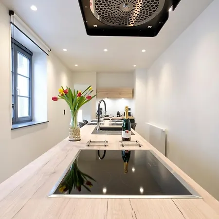 Fabulous In Chatelain Area