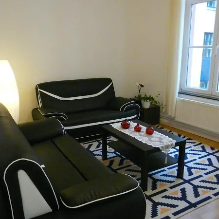 Pleasure In The Heart Of Appartamento