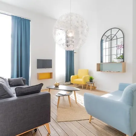 Apartamento Grand Place 2 Bedroom *