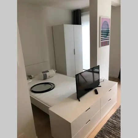公寓 Studio Dansaert 1km To Grand Place Center With Jaccuzi By Reservation