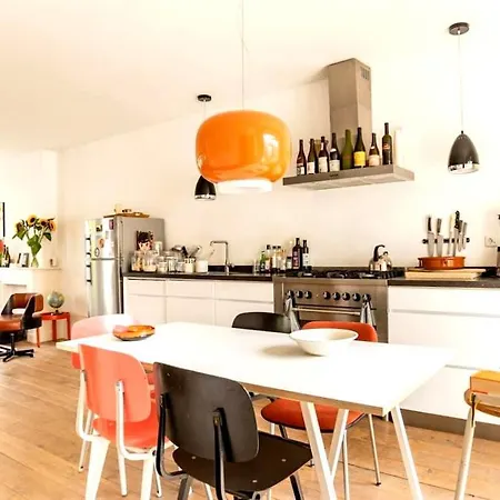 Ruim Appartement Apartment *