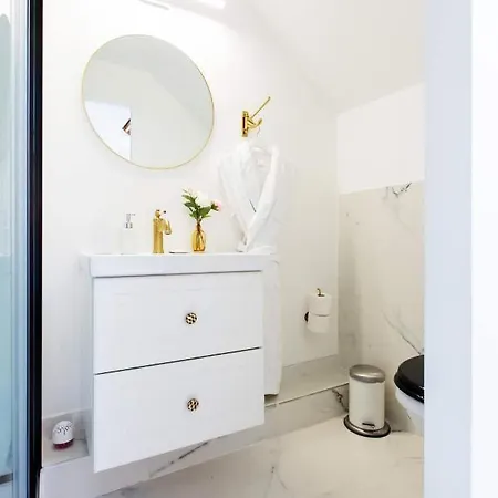 Studio De Charme Au Sein De Bruxelles Apartment