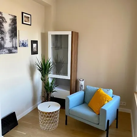 Gustav * Βρυξέλλες