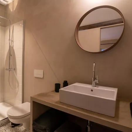 Appartement Private En-suite In The Heart Of Le Sablon