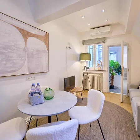 Maison Grand Place 2br 3 *