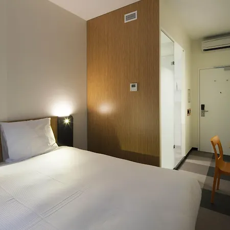 Hotel Easyhotel Centre