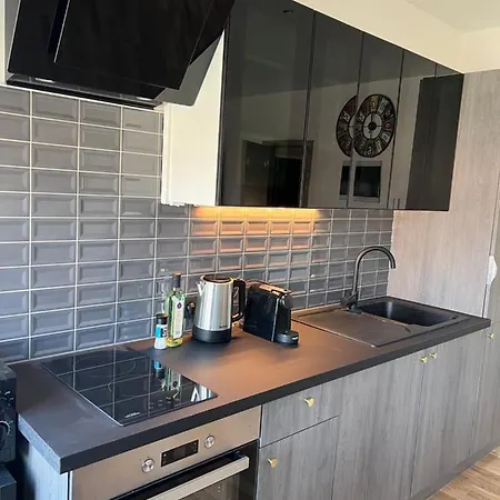 Cosy With Canal View