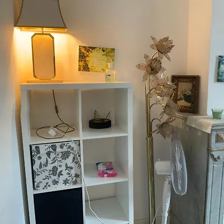 Cozy Close To Zaventem Airport דירה בריסל